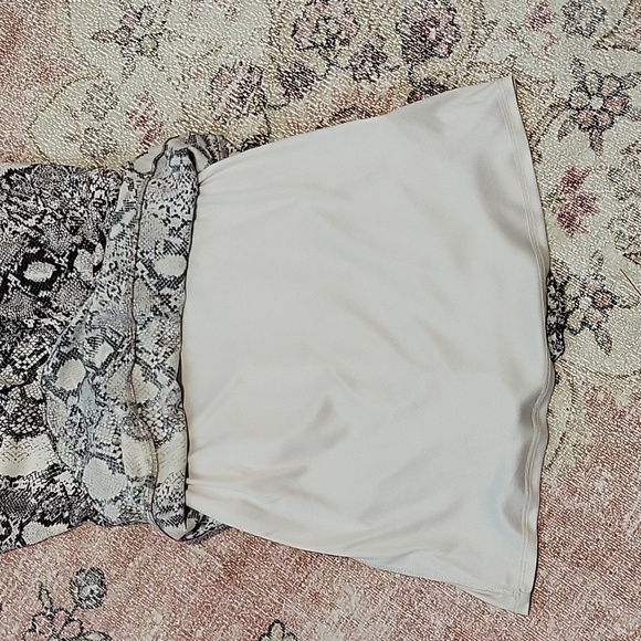 Express Tan & Black Snakeskin Print Lined Smocked Back Mini Sundress Size S - Picture 13 of 13